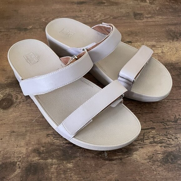 FitFlop Womens Vernita Sandal Sz 10 Taupe Two Strap Slip On Toning Comfort Shoe - Picture 1 of 8